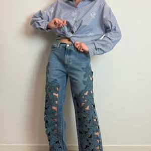 Pantalone Jeans Vicolo Xenobia Con Ricamo Sul Davanti