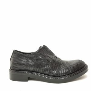 Hundred 100 mod. 848-82 Allacciato Sting nero