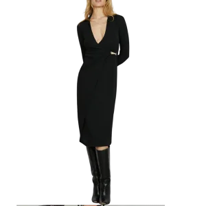 Abito INCIDIT midi manica lunga scollo incrocio con fibbia alamaro – ABITO – RELISH